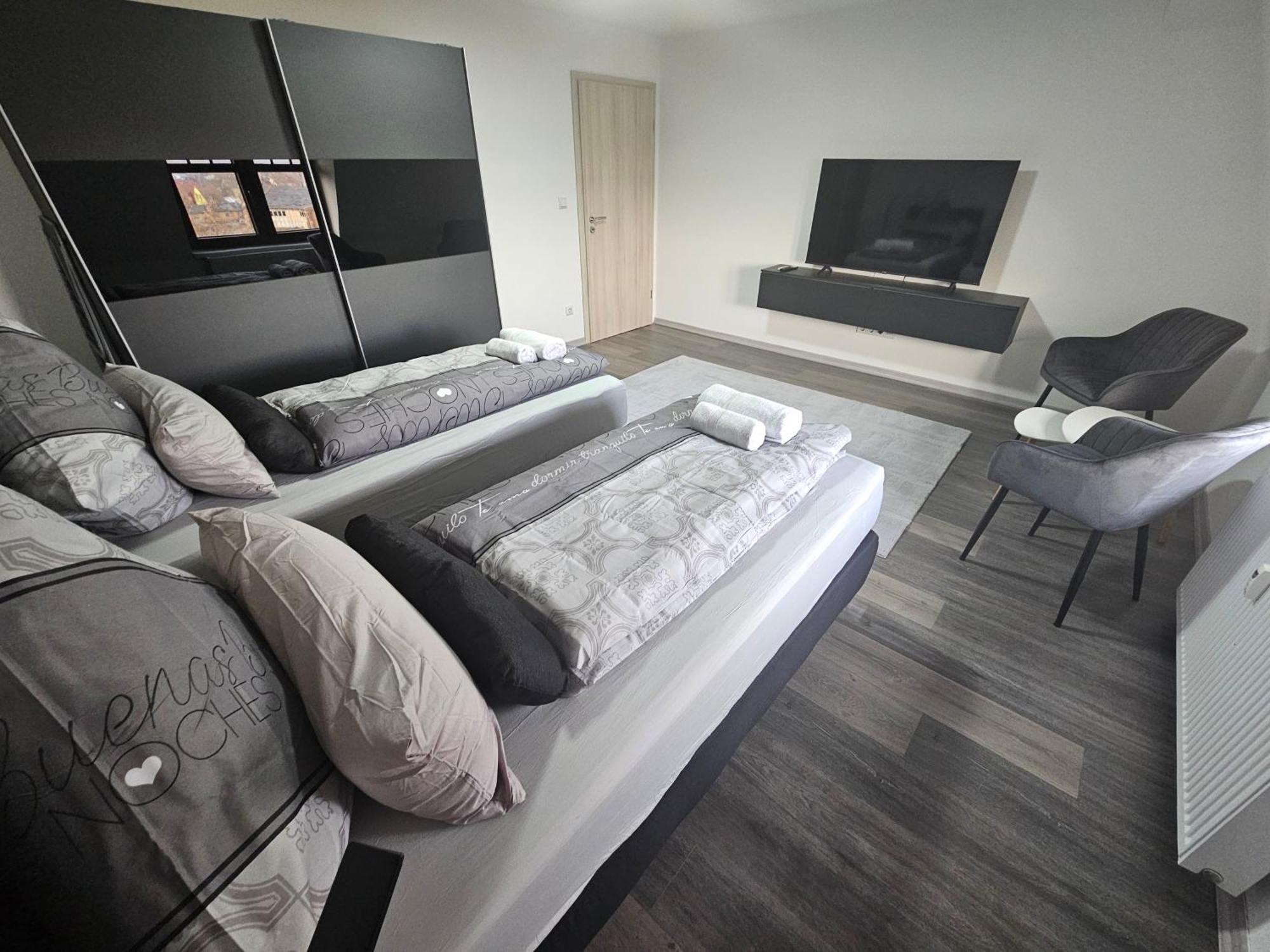 Suite Dari Bernburg Exterior photo